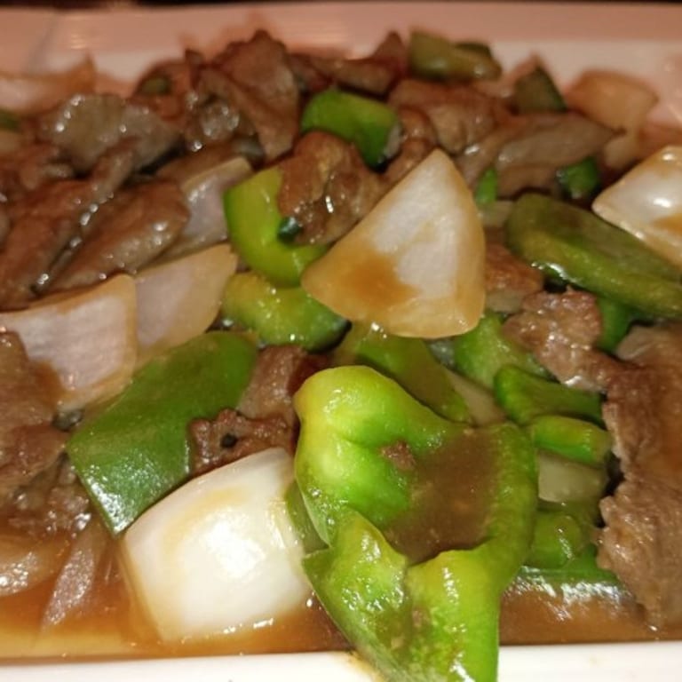 Savor Your Lunch with Us