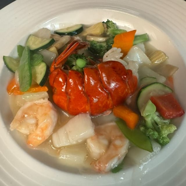 Seafood Combination.