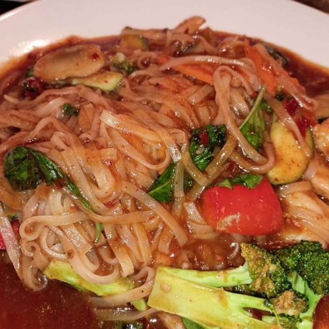 Drunken Noodle (Very Hot) Lunch.